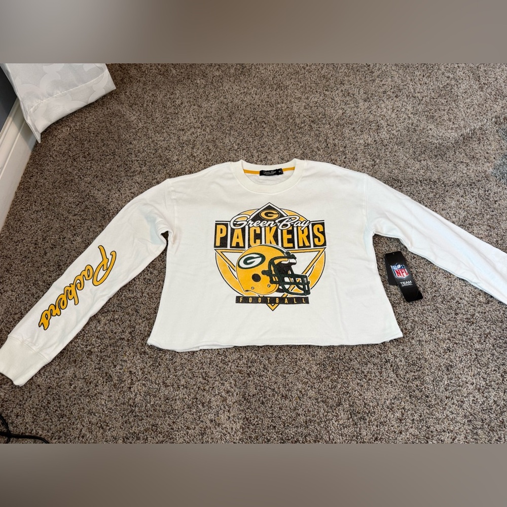 NWT Junkfood Clothing Women’s NFL Green Bay Packers Helmet Crop Fleece - Size XS